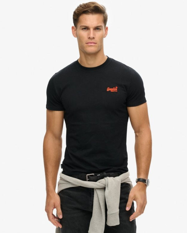 Essential Logo T-Shirt